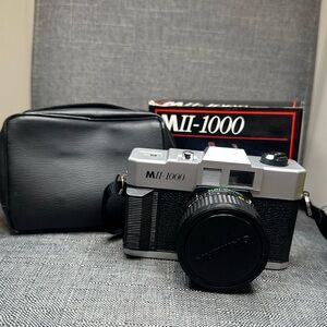 MII 2 1000 Classic 35mm Film Vintage Camera - Black and Silver with Case
